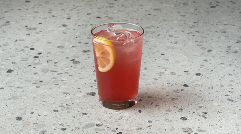Fragaria: Homemade lemonade with strawberry puree